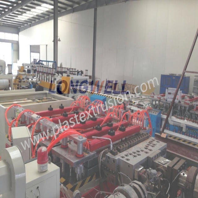 PVC Skinning (WPC) Foaming Sheet Extrusion Line