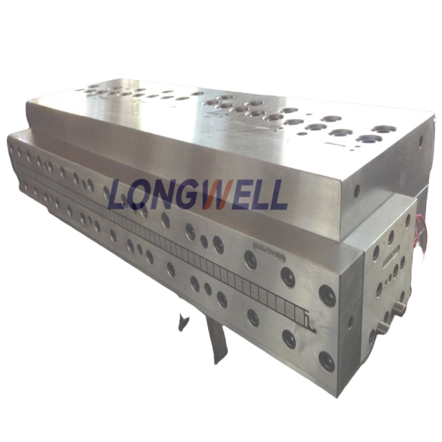 PVC Skinning (WPC) Foaming Sheet Extrusion Line
